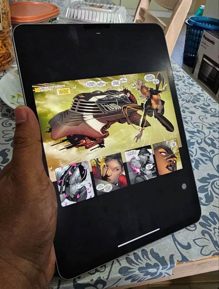 Online reading of uncanny x-force #1 on an ipad pro.