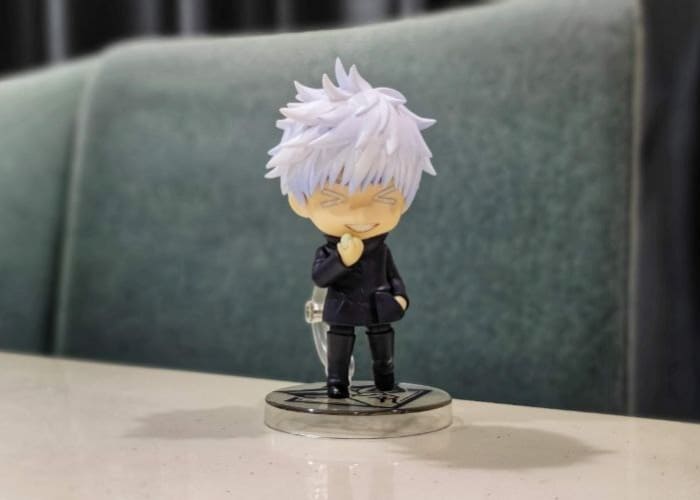 Power Up Your Collection with the Satoru Gojo Nendoroid: A Must-Have for Anime Fans! 5